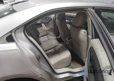 2010 Ford Taurus Sel z USA, uszkodzony, nr VIN 1FAHP2HW7AG161527